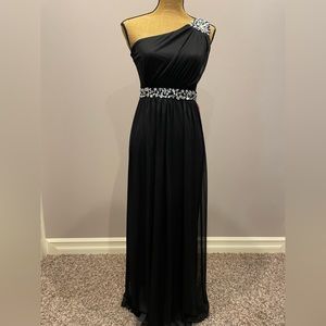 One shoulder black long black formal Dress
